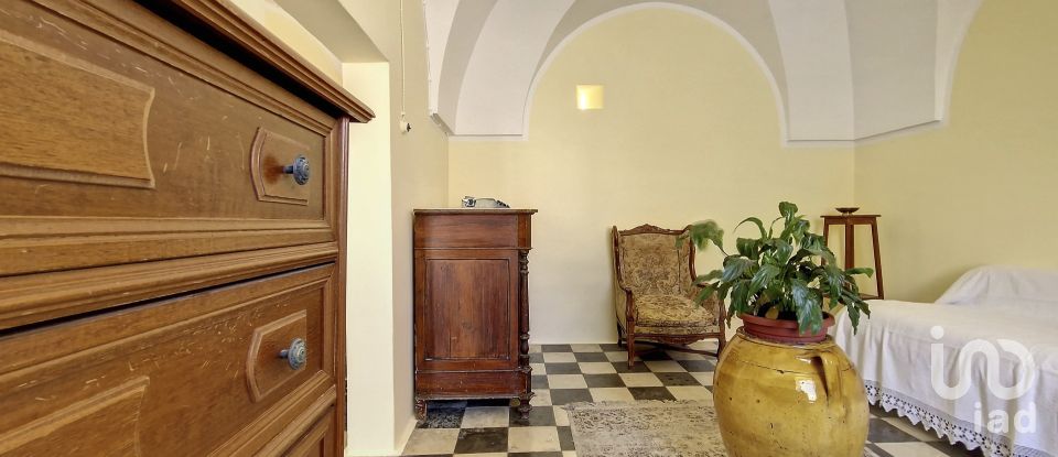 Casa indipendente 7 locali di 105 m² in Ostuni (72017)