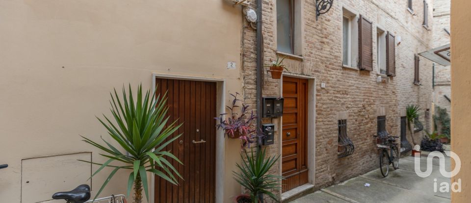 House 4 rooms of 70 m² in Porto San Giorgio (63822)