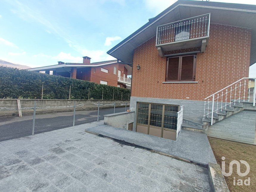 House 4 rooms of 160 m² in Lanzo Torinese (10074)