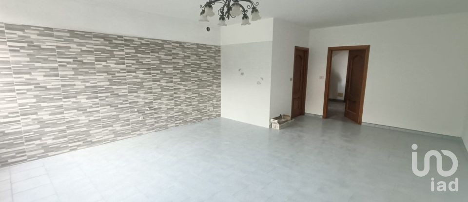 House 4 rooms of 160 m² in Lanzo Torinese (10074)