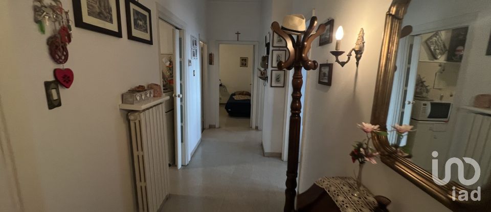 Apartment 5 rooms of 81 m² in Fermo (63900)