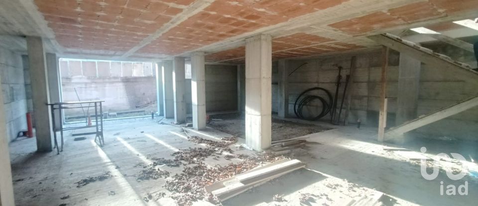 Casa indipendente 5 locali di 200 m² in Mezzenile (10070)