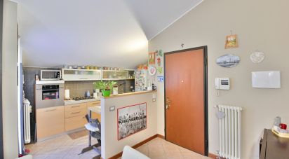 Trilocale di 98 m² a Meda (20821)