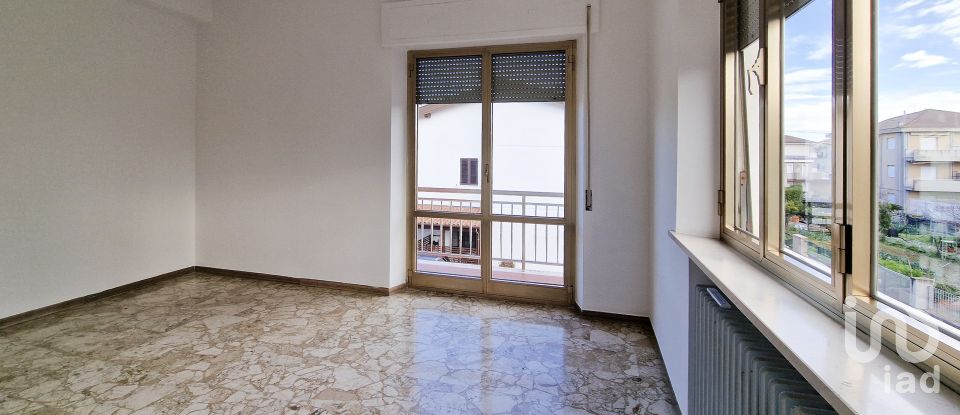 Three-room apartment of 142 m² in Civitanova Marche (62012)