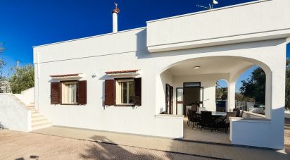 Villa 6 locali di 71 m² in Ostuni (72017)