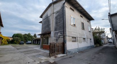 Casa di paese 5 locali di 150 m² in Medole (46046)