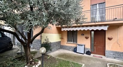 Casa indipendente 4 locali di 135 m² in Cassago Brianza (23893)