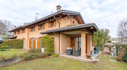 Villa Bifamiliare 5 locali di 235 m² in Bregnano (22070)