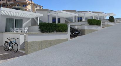 Casa indipendente 3 locali di 93 m² in Santa Teresa Gallura (07028)