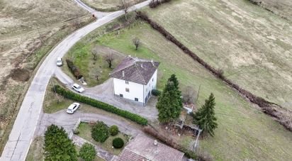 Casa indipendente / Villa 12 locali di 225 m² in Neviano degli Arduini (43024)