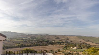 Loft 4 locali di 193 m² a Urbisaglia (62010)