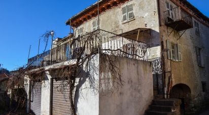 House 8 rooms of 220 m² in Cengio (17056)