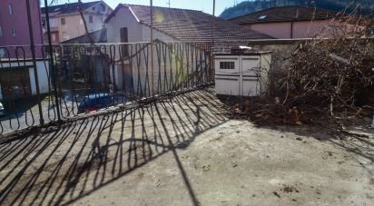 House 8 rooms of 220 m² in Cengio (17056)