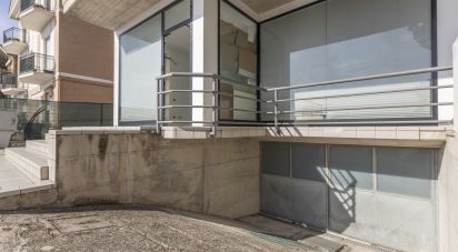 Negozio / locale commerciale di 205 m² in Porto Sant'Elpidio (63821)
