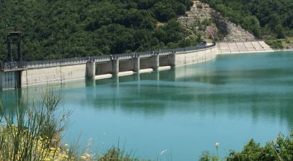 Rustico 4 locali di 193 m² in Cingoli (62011)