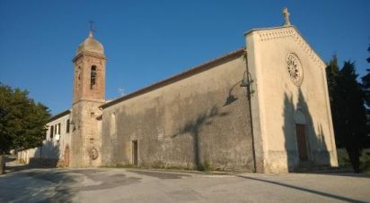 Rustico 4 locali di 193 m² in Cingoli (62011)