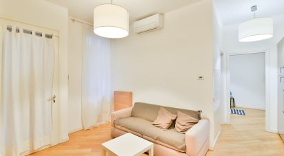 Two-room apartment of 56 m² in Monza (20900)