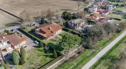 House 12 rooms of 400 m² in Ostellato (44020)