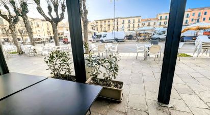 Bar of 100 m² in Sulmona (67039)