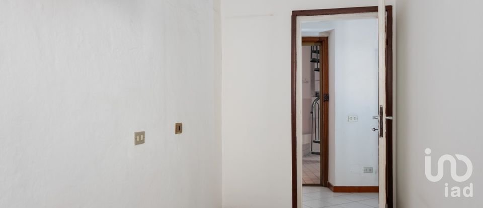 Duplex 3 rooms of 86 m² in Rovello Porro (22070)