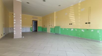 Negozio / locale commerciale di 70 m² in Lanzo Torinese (10074)
