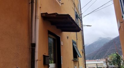 Four-room apartment of 62 m² in Genova (16141)