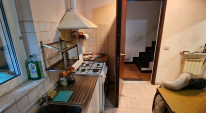 Four-room apartment of 62 m² in Genova (16141)