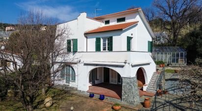 Townhouse 8 rooms of 190 m² in Celle Ligure (17015)