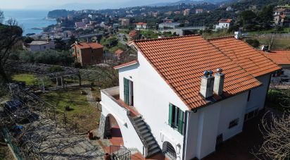 Townhouse 8 rooms of 190 m² in Celle Ligure (17015)