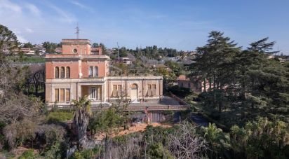 Villa storica 20 locali di 1.400 m² in Sant'Agata li Battiati (95030)