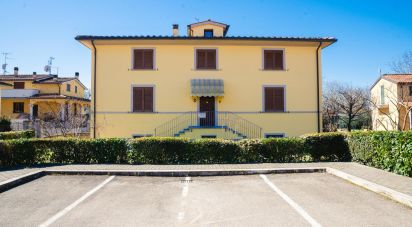 Casale 21 locali di 340 m² in Arezzo (52100)