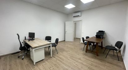 Shop / premises commercial of 241 m² in Arezzo (52100)