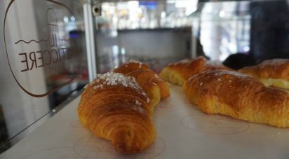 Bar tabacchi di 70 m² in Torino (10134)
