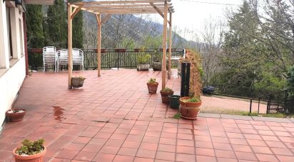 Hotel-restaurant of 1,200 m² in Palena (66017)