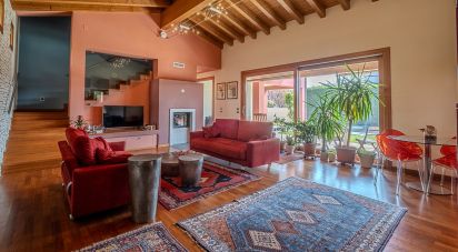 Casa indipendente / Villa 7 locali di 280 m² in Castel Goffredo (46042)