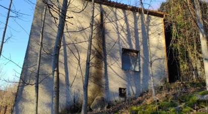 Block of flats 3 rooms of 260 m² in Santo Stefano d'Aveto (16049)