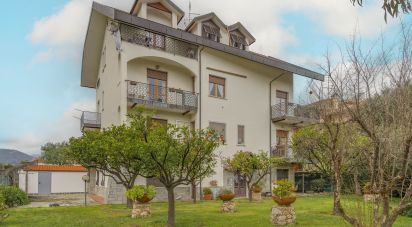 Three-room apartment of 70 m² in Borghetto Santo Spirito (17052)