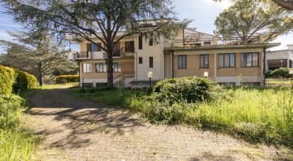 Appartamento 8 locali di 648 m² a Corridonia (62014)