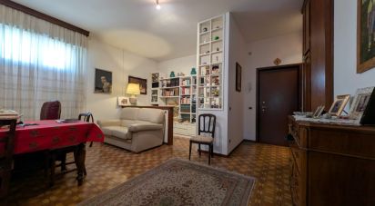 Quadrilocale di 135 m² a Parma (43121)