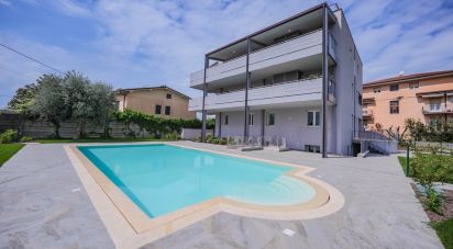 Trilocale di 181 m² a Bardolino (37011)