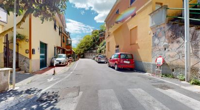 Bilocale di 53 m² a Genova (16154)