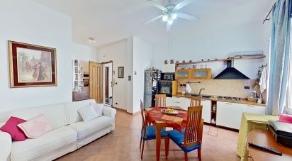 Apartment 6 rooms of 77 m² in Genova (16132)