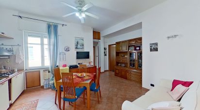 Apartment 6 rooms of 77 m² in Genova (16132)