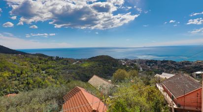 Abitazione 10 locali di 143 m² in Genova (16133)