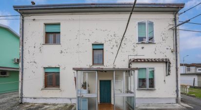 Casa indipendente / Villa 9 locali di 256 m² in Portomaggiore (44015)