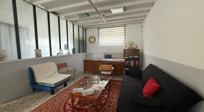 Shop / premises commercial of 125 m² in Arezzo (52100)