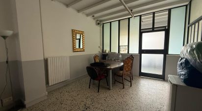 Shop / premises commercial of 125 m² in Arezzo (52100)