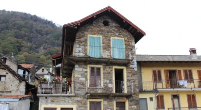 Baita / Chalet 9 locali di 193 m² in San Bernardino Verbano (28804)