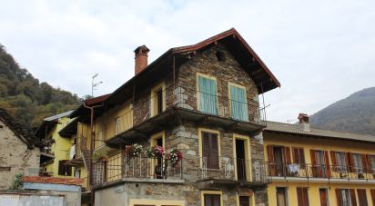Baita / Chalet 9 locali di 193 m² in San Bernardino Verbano (28804)
