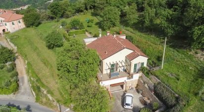 Casa indipendente 7 locali di 192 m² in Orco Feglino (17024)